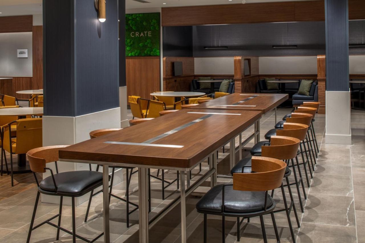 Courtyard By Marriott Olympia Ξενοδοχείο Εξωτερικό φωτογραφία